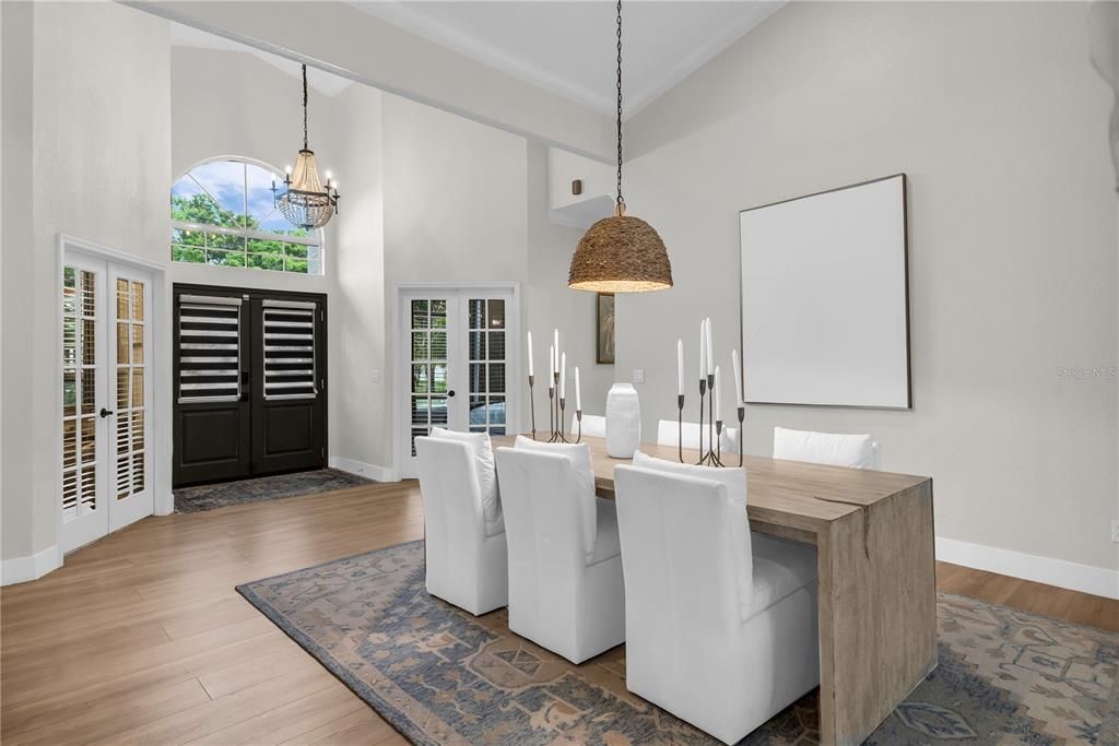 Activo con contrato: $1,099,000 (4 camas, 3 baños, 3181 Pies cuadrados)