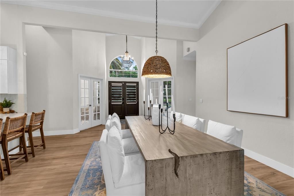 Activo con contrato: $1,099,000 (4 camas, 3 baños, 3181 Pies cuadrados)