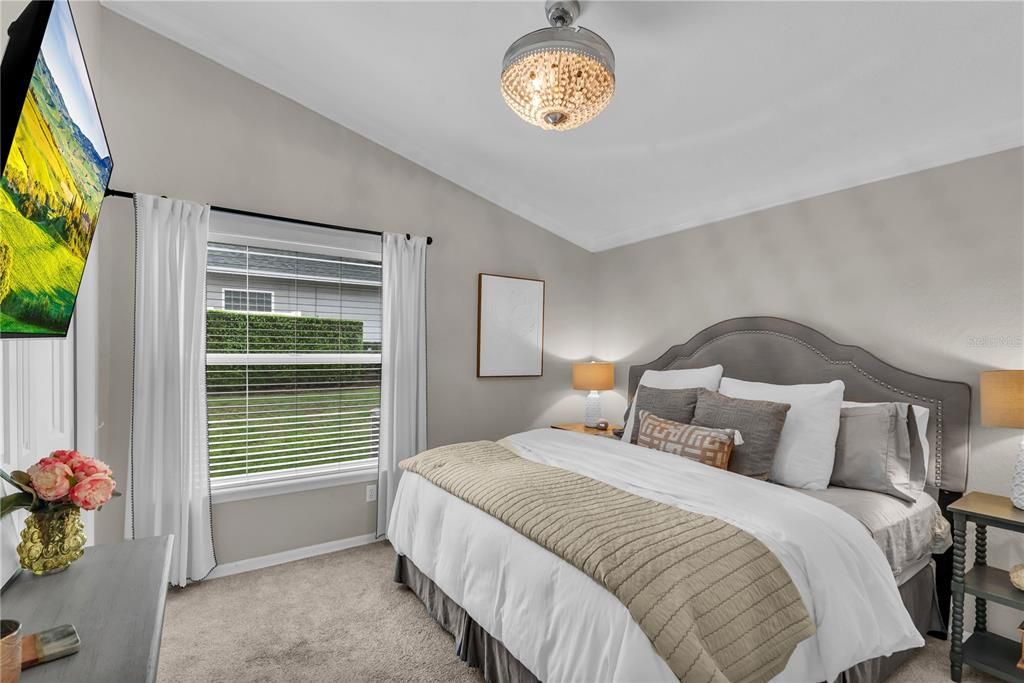 Activo con contrato: $1,099,000 (4 camas, 3 baños, 3181 Pies cuadrados)