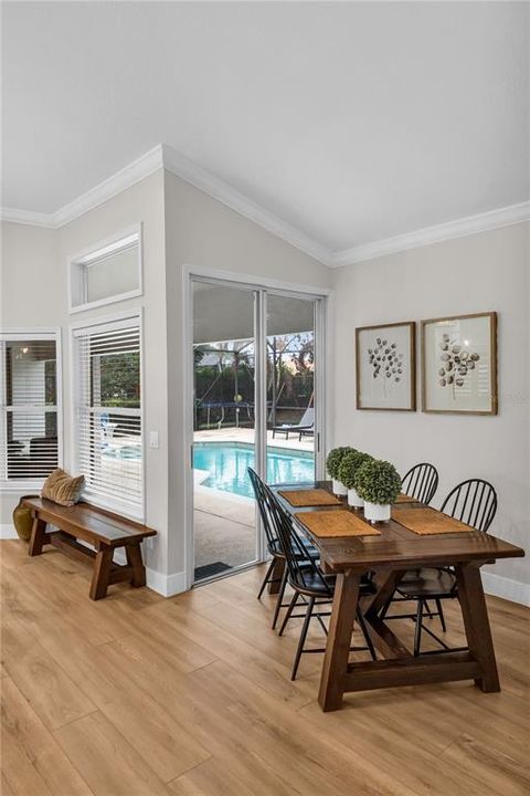 Activo con contrato: $1,099,000 (4 camas, 3 baños, 3181 Pies cuadrados)