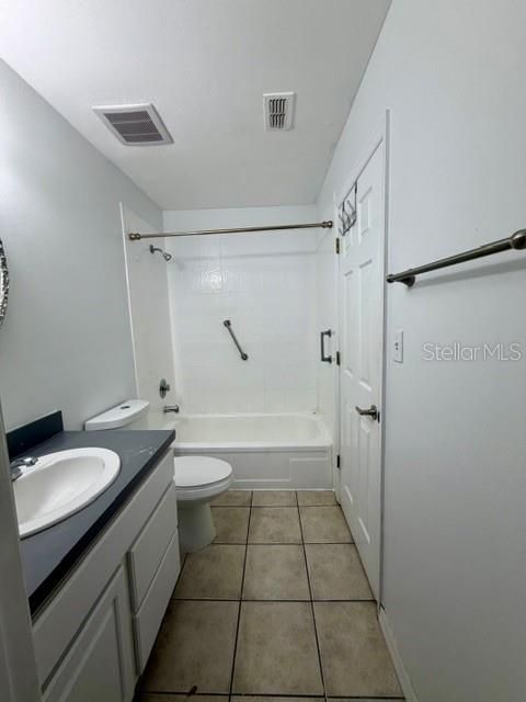 В аренду: $1,600 (2 спален, 1 ванн, 1080 Квадратных фут)