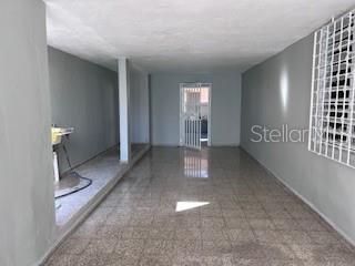 Active With Contract: $235,000 (3 beds, 2 baths, 234.6 Square Feet)