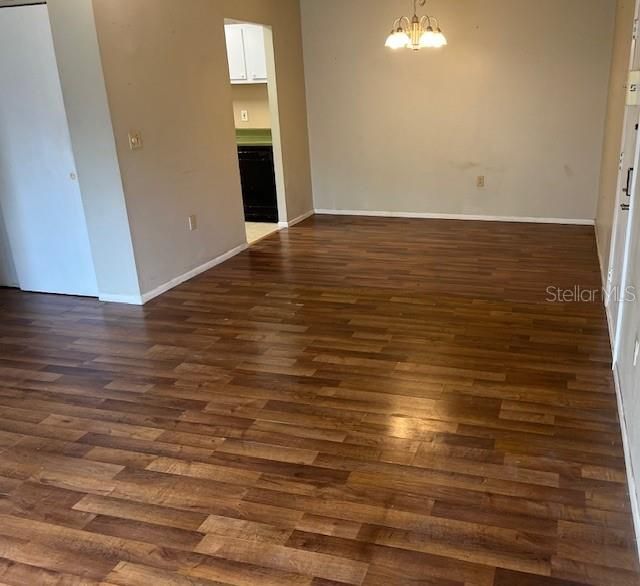 Activo con contrato: $159,900 (3 camas, 2 baños, 1106 Pies cuadrados)