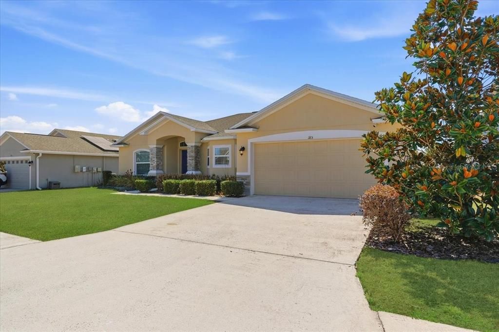 Active With Contract: $314,900 (3 beds, 2 baths, 1778 Square Feet)