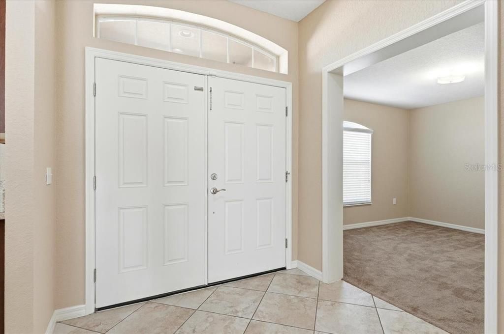 Active With Contract: $314,900 (3 beds, 2 baths, 1778 Square Feet)