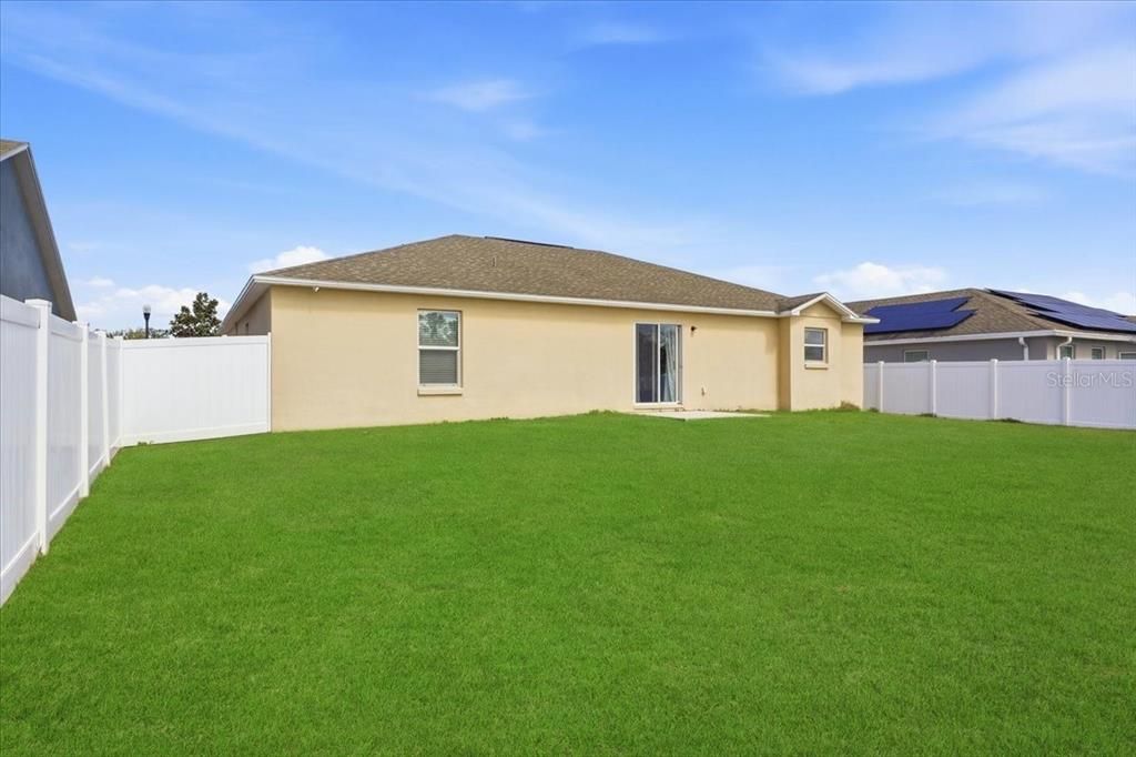 Active With Contract: $314,900 (3 beds, 2 baths, 1778 Square Feet)