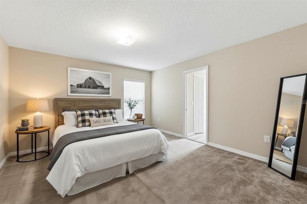 Active With Contract: $314,900 (3 beds, 2 baths, 1778 Square Feet)