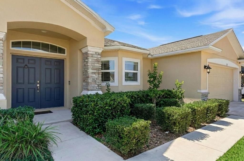 Active With Contract: $314,900 (3 beds, 2 baths, 1778 Square Feet)