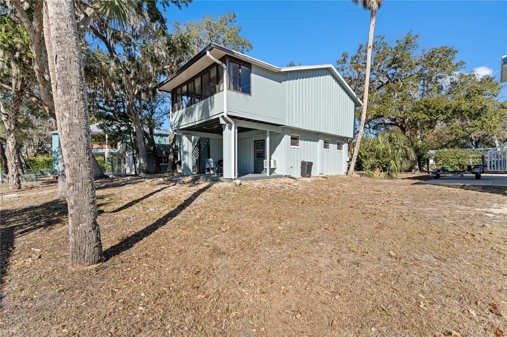 En Venta: $549,900 (3 camas, 2 baños, 2350 Pies cuadrados)