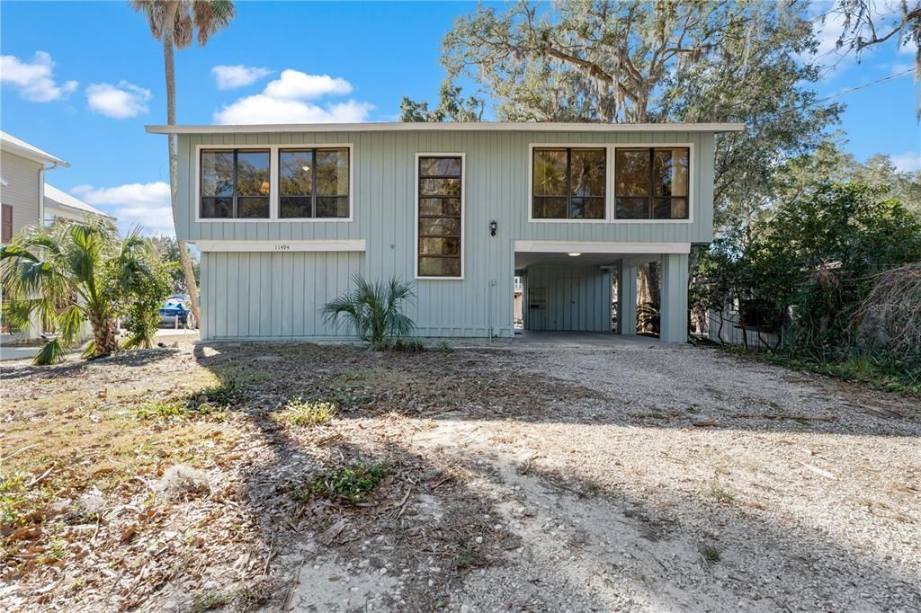 En Venta: $549,900 (3 camas, 2 baños, 2350 Pies cuadrados)