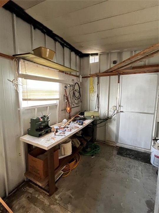 For Sale: $89,900 (2 beds, 2 baths, 1032 Square Feet)