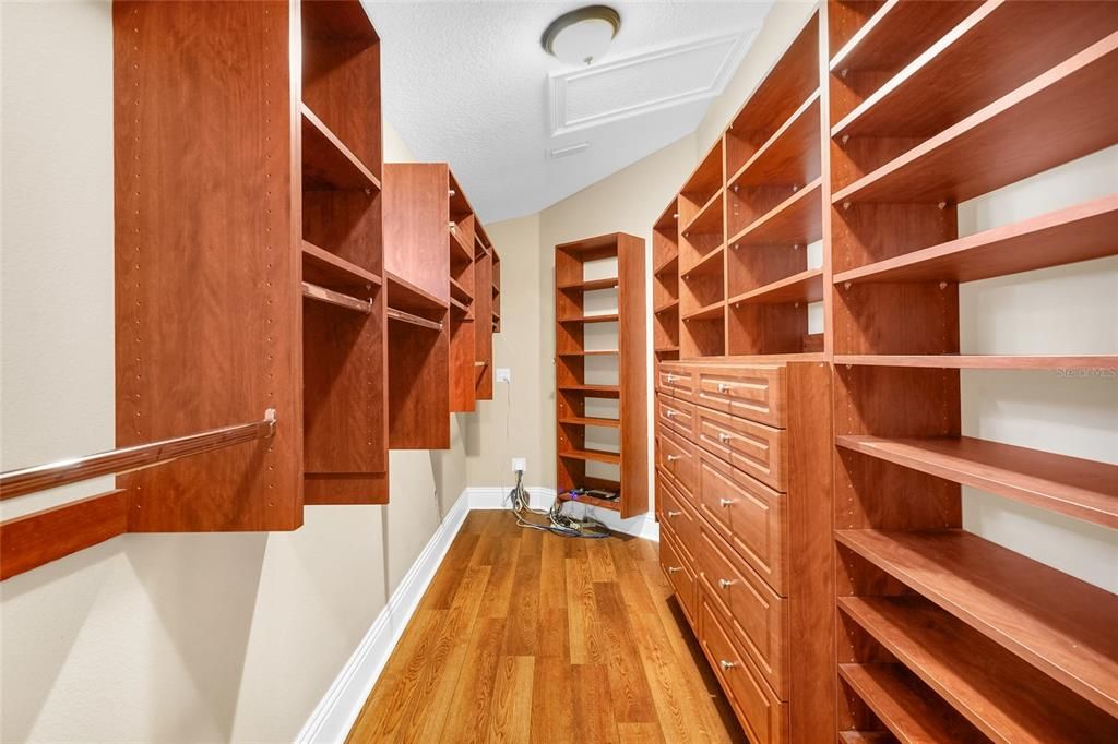 En Venta: $1,499,000 (5 camas, 3 baños, 5201 Pies cuadrados)