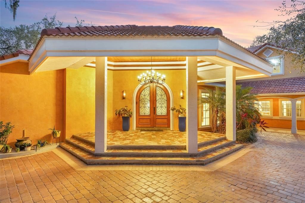 En Venta: $1,499,000 (5 camas, 3 baños, 5201 Pies cuadrados)