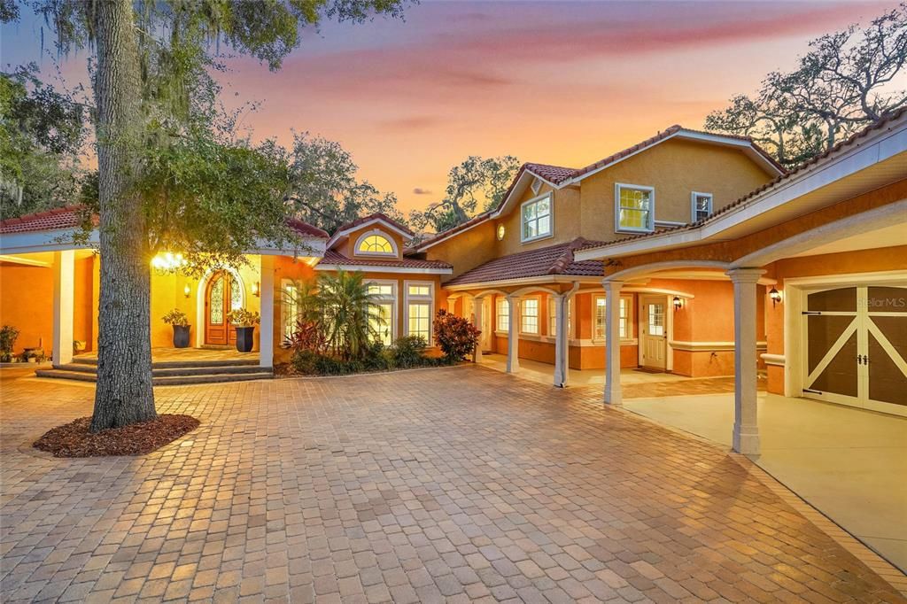 En Venta: $1,499,000 (5 camas, 3 baños, 5201 Pies cuadrados)