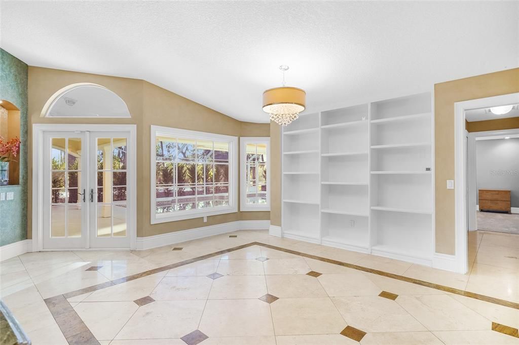 En Venta: $1,499,000 (5 camas, 3 baños, 5201 Pies cuadrados)