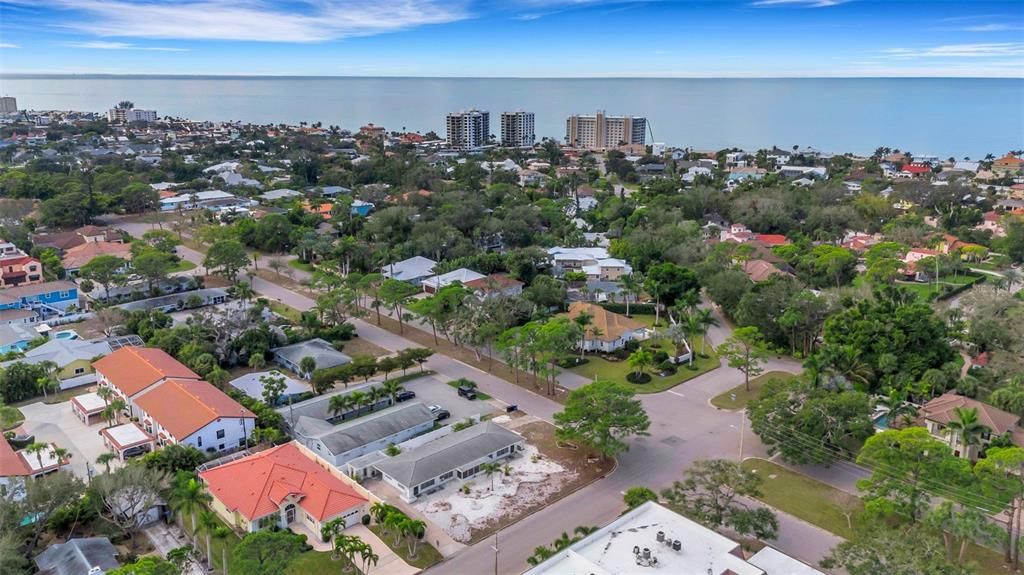 En Venta: $825,000 (2 camas, 0 baños, 2095 Pies cuadrados)
