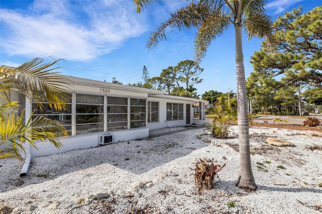 En Venta: $825,000 (2 camas, 0 baños, 2095 Pies cuadrados)