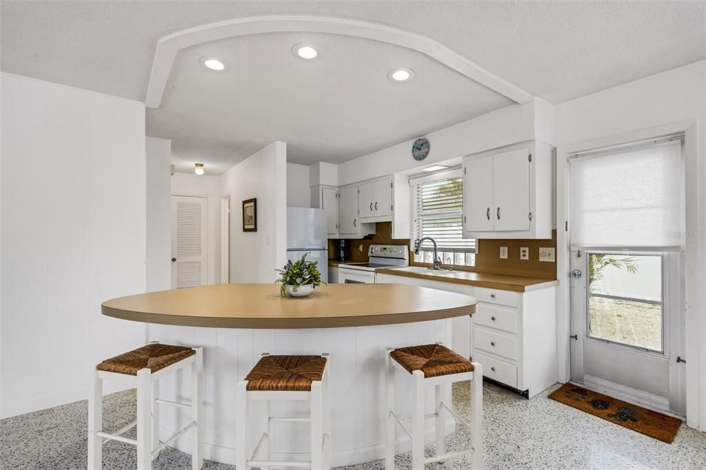 En Venta: $825,000 (2 camas, 0 baños, 2095 Pies cuadrados)