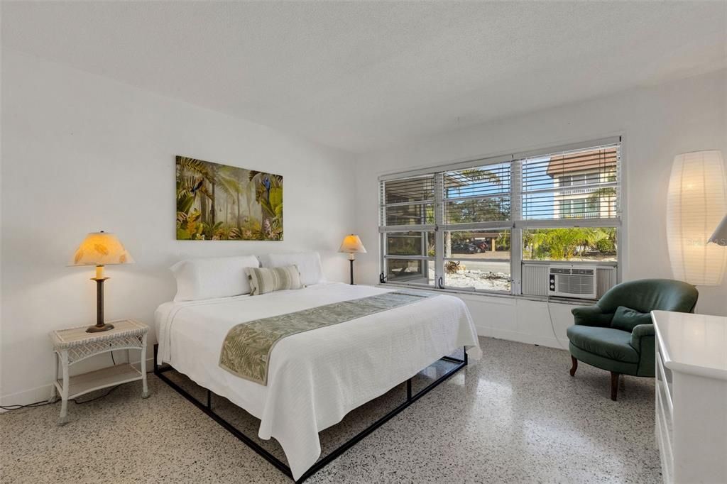 En Venta: $825,000 (2 camas, 0 baños, 2095 Pies cuadrados)