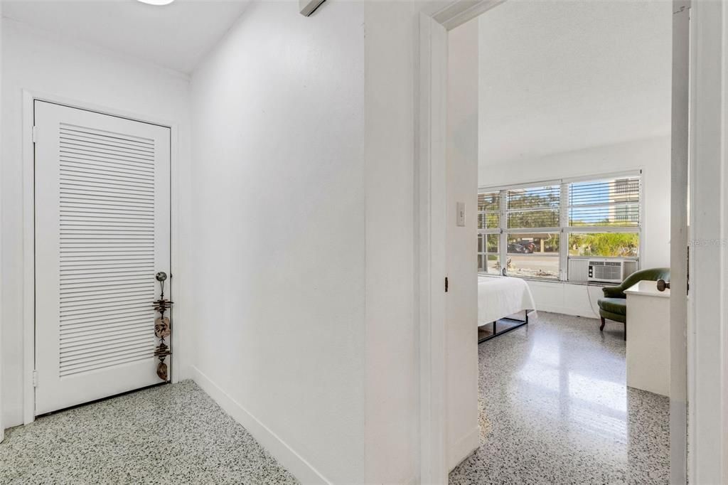En Venta: $825,000 (2 camas, 0 baños, 2095 Pies cuadrados)