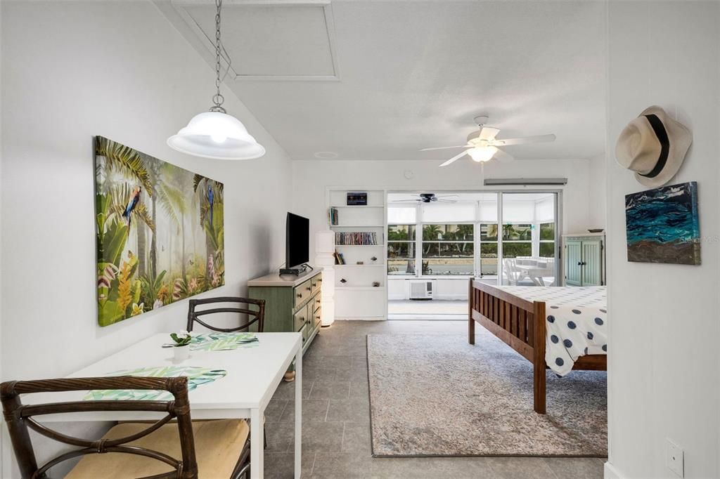 En Venta: $825,000 (2 camas, 0 baños, 2095 Pies cuadrados)