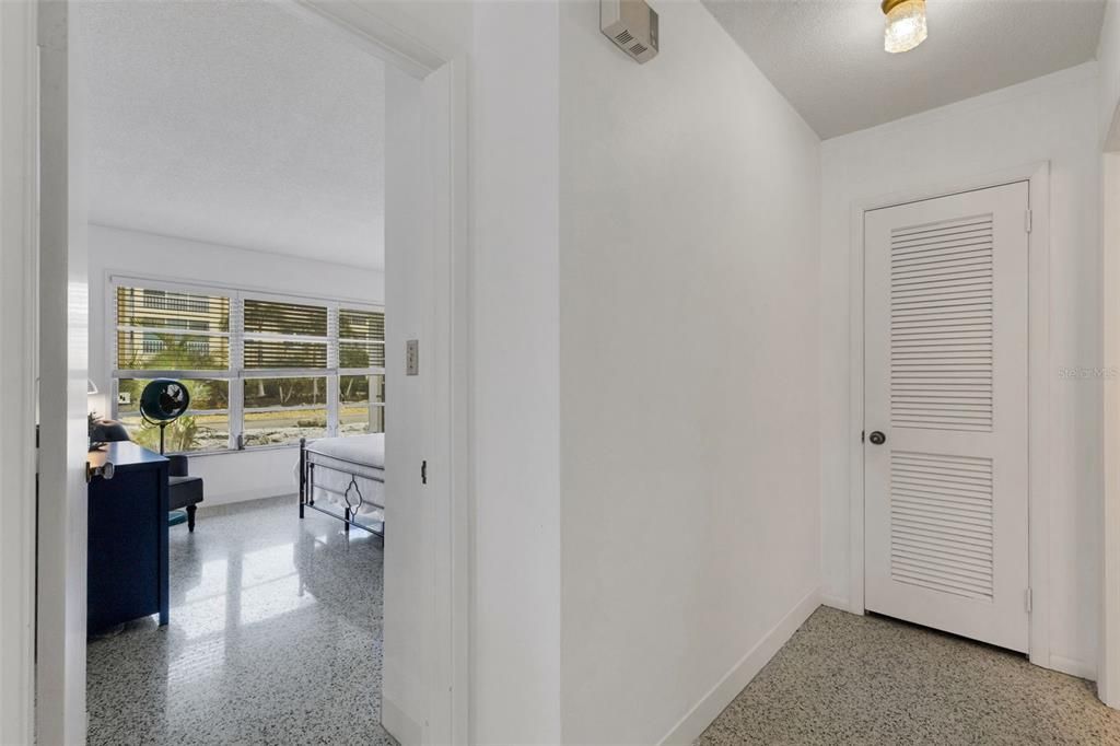 En Venta: $825,000 (2 camas, 0 baños, 2095 Pies cuadrados)