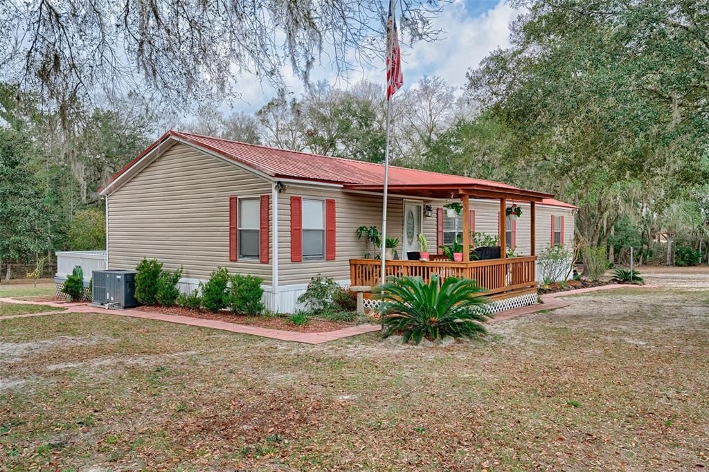 Vendido Recientemente: $229,900 (4 camas, 2 baños, 1380 Pies cuadrados)