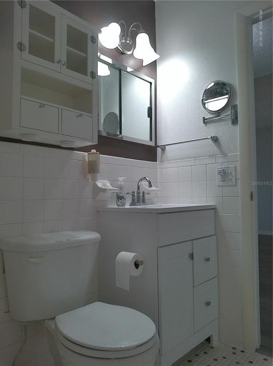 Active With Contract: $1,500 (2 beds, 1 baths, 1100 Square Feet)