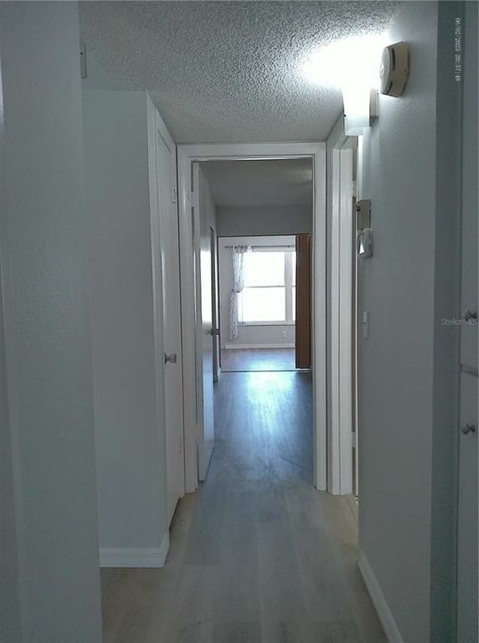 Active With Contract: $1,500 (2 beds, 1 baths, 1100 Square Feet)