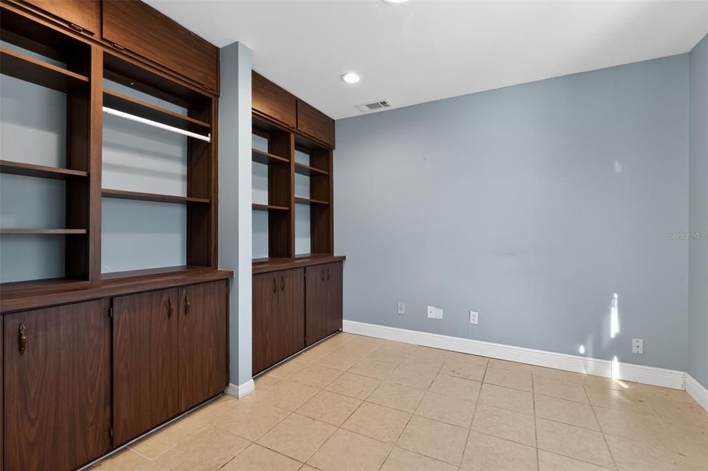 En Venta: $470,000 (4 camas, 3 baños, 2884 Pies cuadrados)