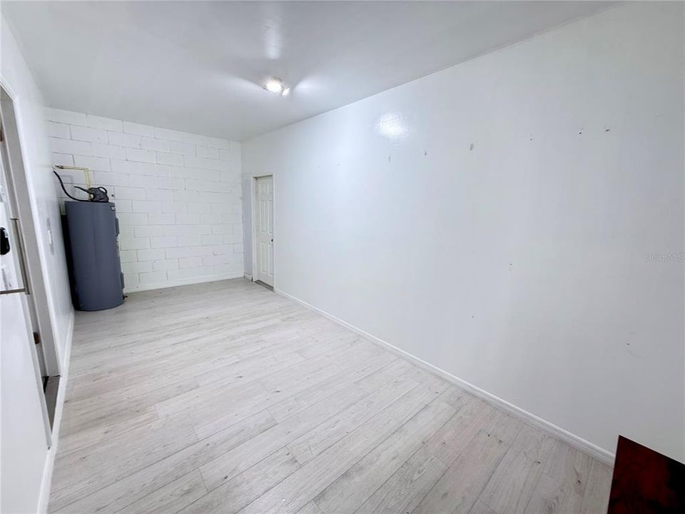 Activo con contrato: $2,900 (5 camas, 3 baños, 2674 Pies cuadrados)