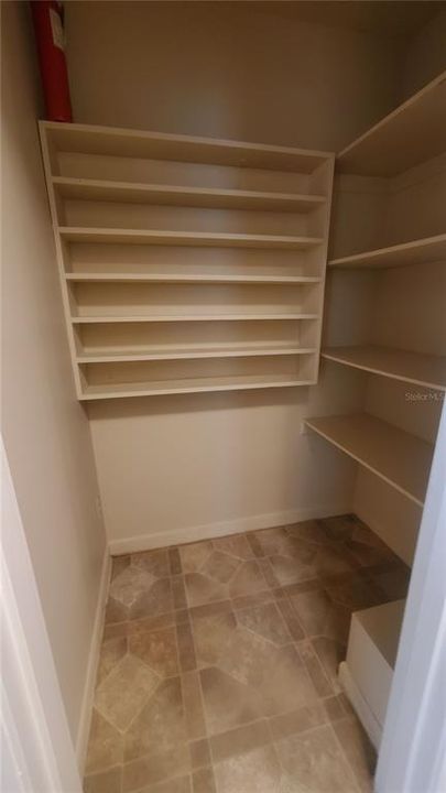 En Renta: $1,395 (3 camas, 2 baños, 1845 Pies cuadrados)