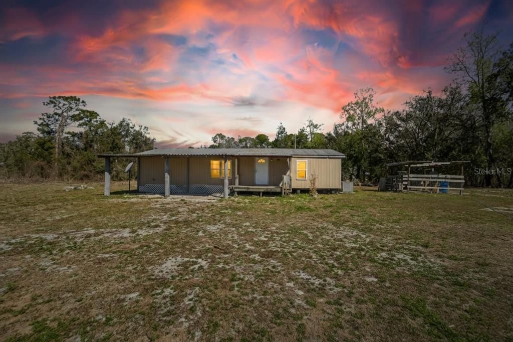 En Venta: $350,000 (3 camas, 2 baños, 1150 Pies cuadrados)