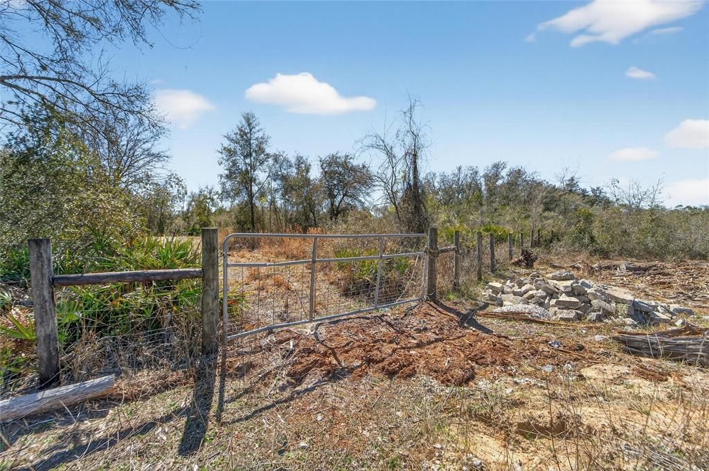 En Venta: $350,000 (3 camas, 2 baños, 1150 Pies cuadrados)