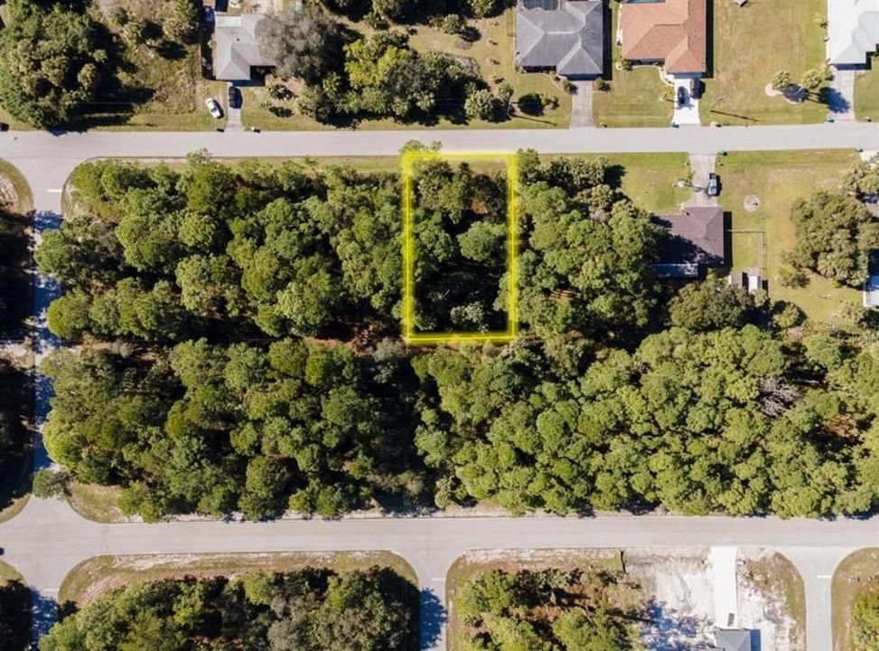 Недавно продано: $18,500 (0.23 acres)