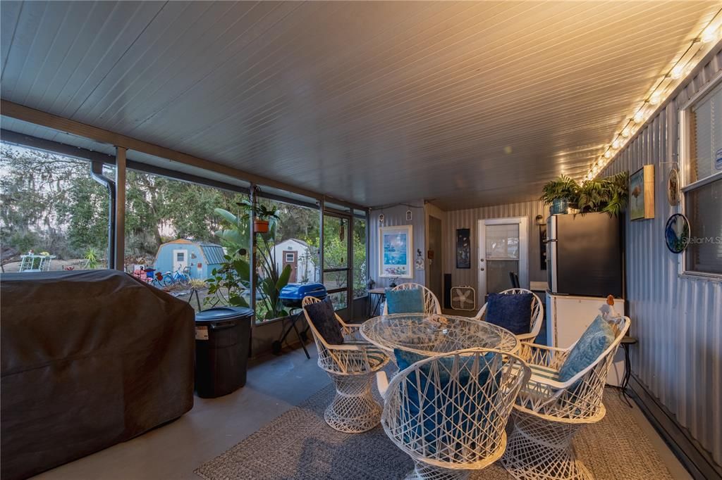 En Venta: $155,000 (3 camas, 2 baños, 1124 Pies cuadrados)