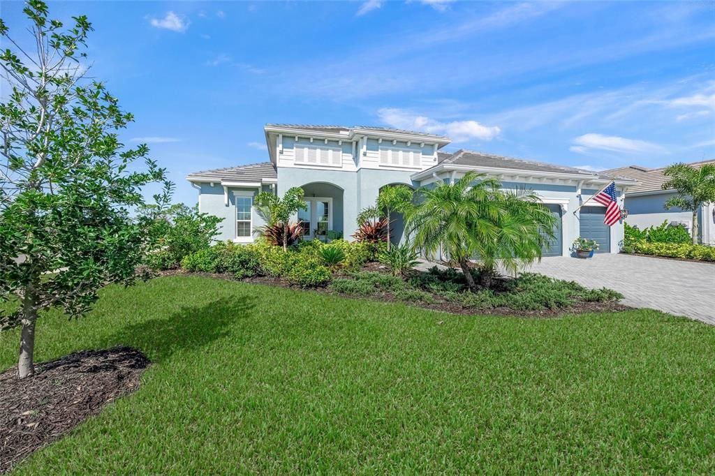 For Sale: $1,199,000 (4 beds, 3 baths, 2906 Square Feet)