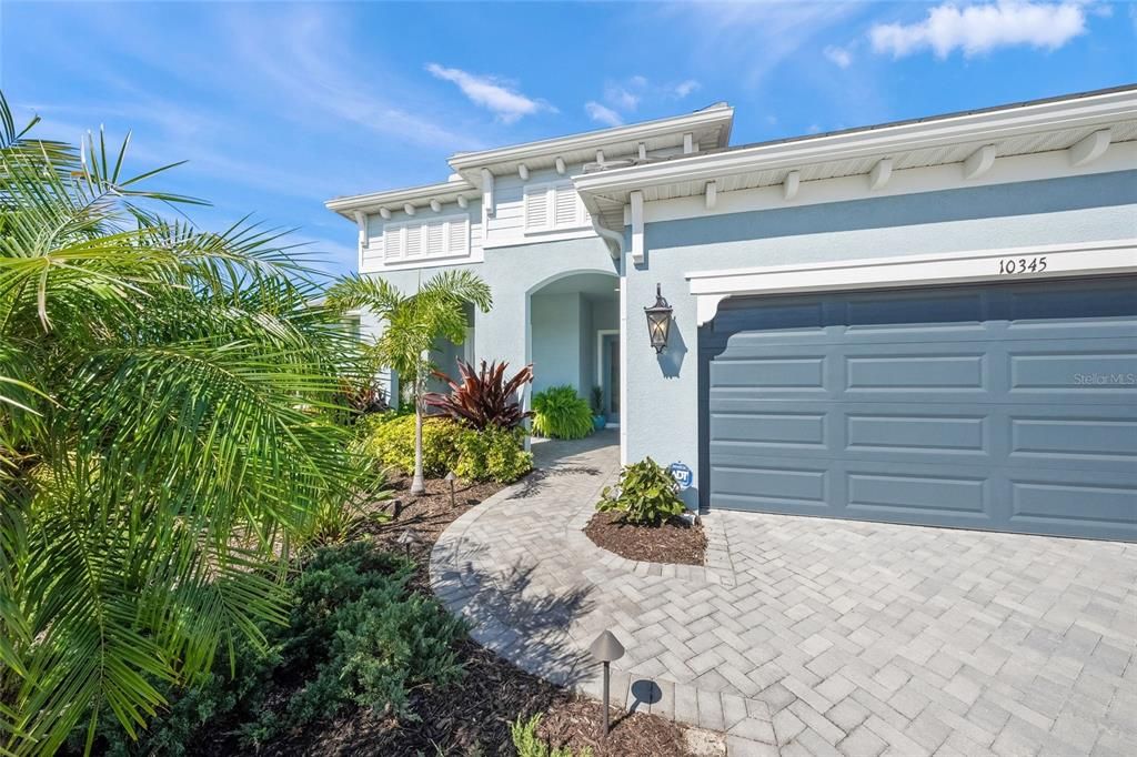For Sale: $1,199,000 (4 beds, 3 baths, 2906 Square Feet)