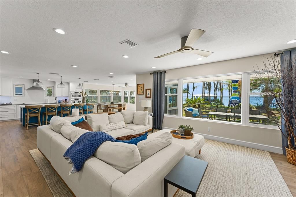 Active With Contract: $1,199,000 (4 beds, 3 baths, 2796 Square Feet)