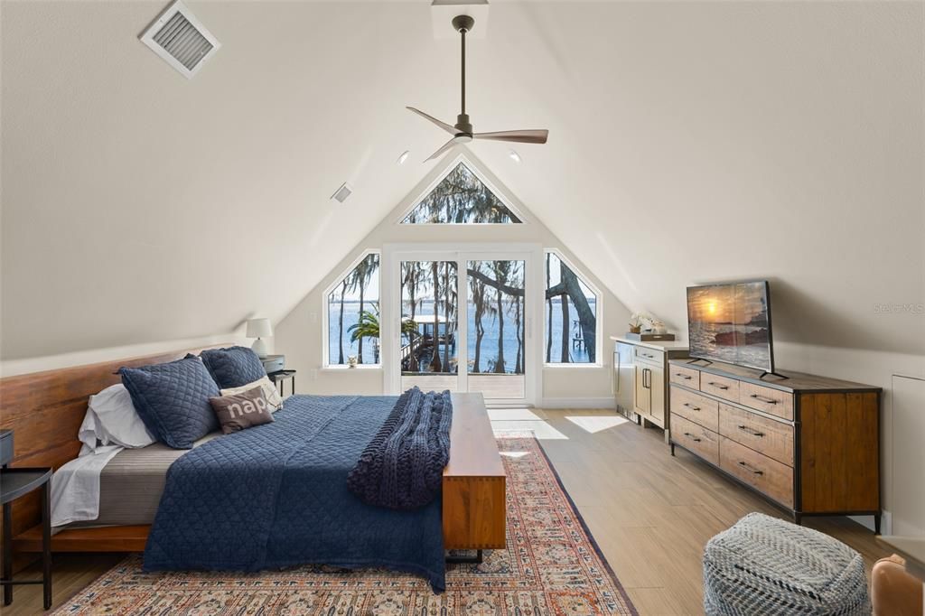 Active With Contract: $1,199,000 (4 beds, 3 baths, 2796 Square Feet)