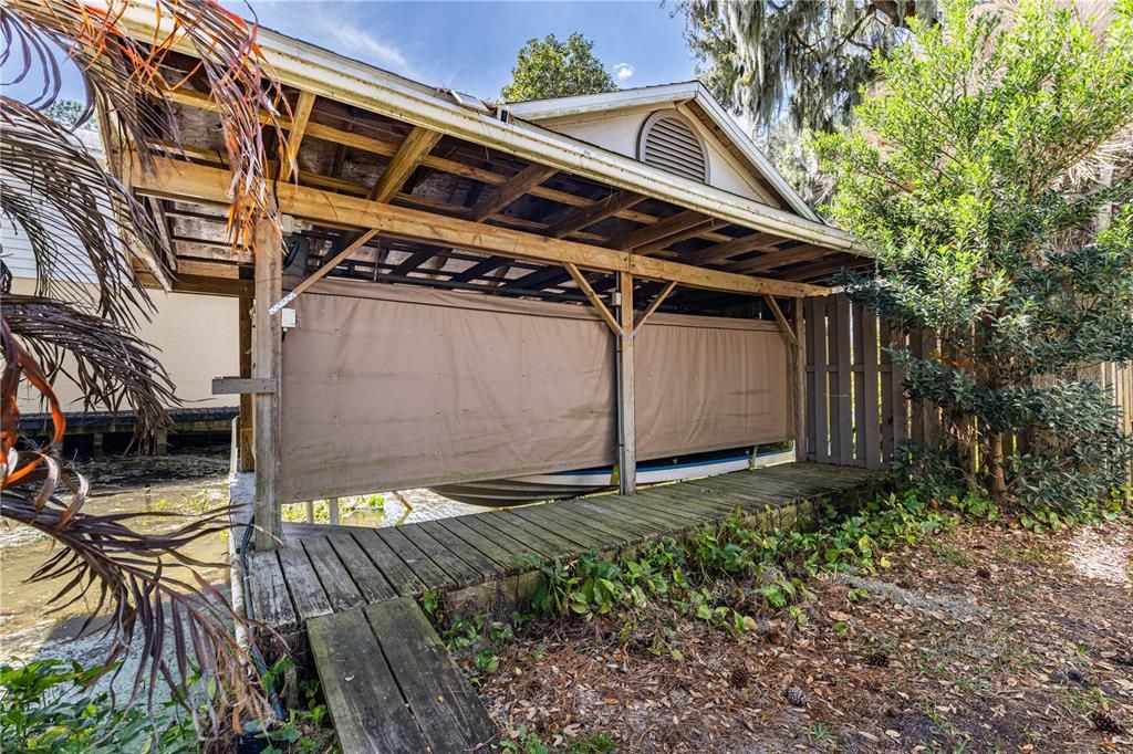 En Venta: $995,000 (3 camas, 2 baños, 3163 Pies cuadrados)