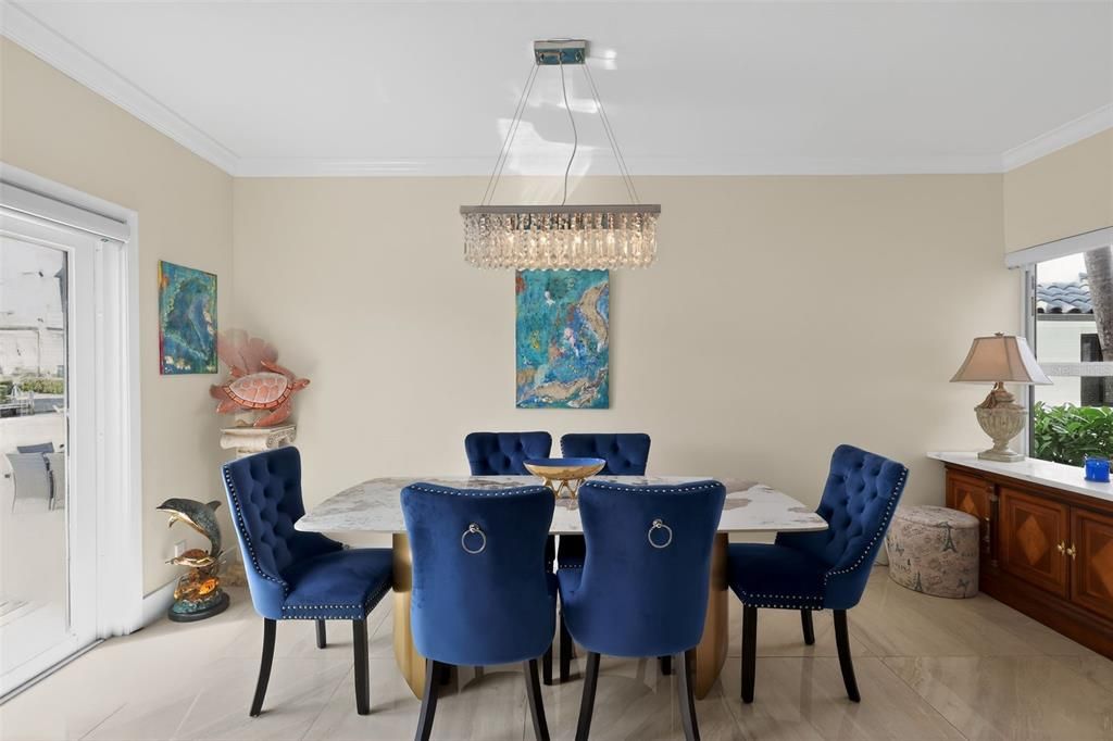 En Venta: $1,159,000 (2 camas, 2 baños, 1597 Pies cuadrados)