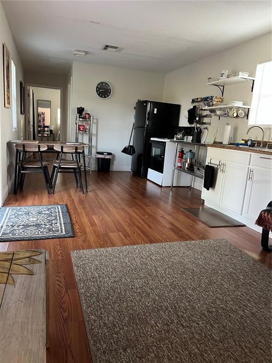 En Venta: $638,808 (2 camas, 1 baños, 1000 Pies cuadrados)