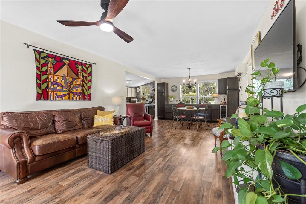 En Venta: $638,808 (2 camas, 1 baños, 1000 Pies cuadrados)