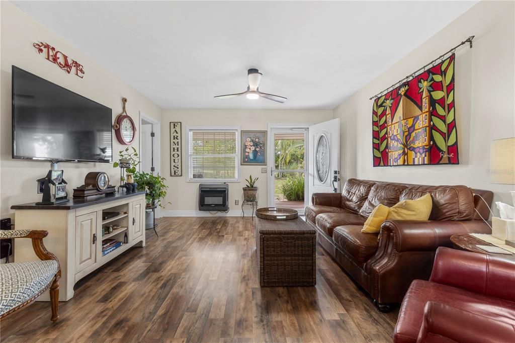 En Venta: $638,808 (2 camas, 1 baños, 1000 Pies cuadrados)