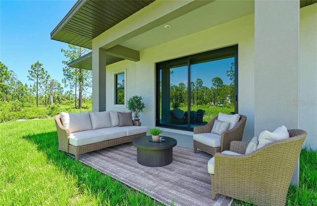 En Venta: $385,000 (4 camas, 3 baños, 1737 Pies cuadrados)