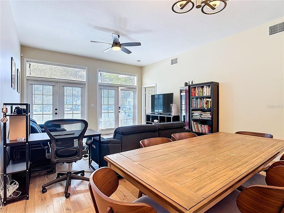 На продажу: $524,500 (3 спален, 2 ванн, 1469 Квадратных фут)