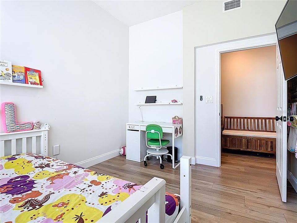 На продажу: $524,500 (3 спален, 2 ванн, 1469 Квадратных фут)