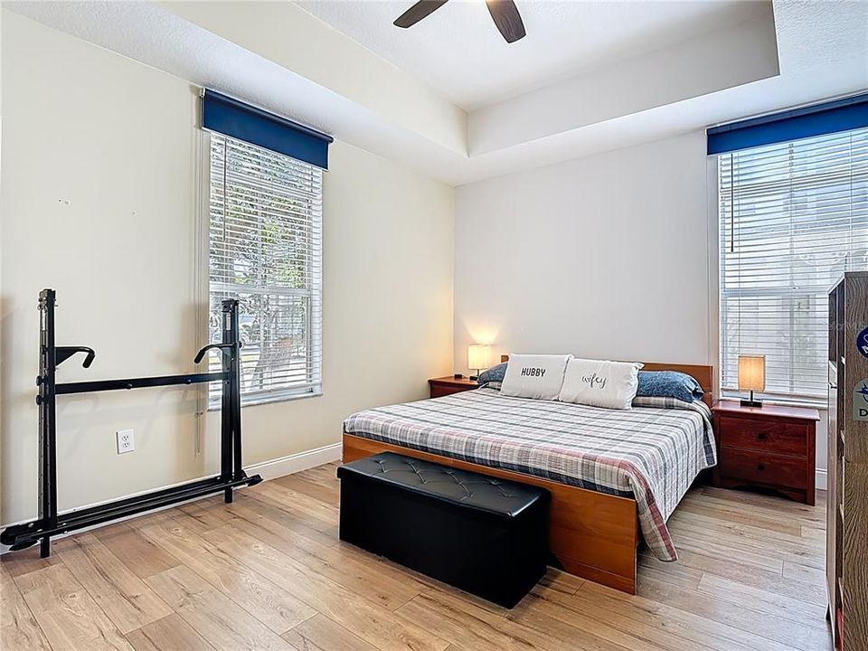 На продажу: $524,500 (3 спален, 2 ванн, 1469 Квадратных фут)