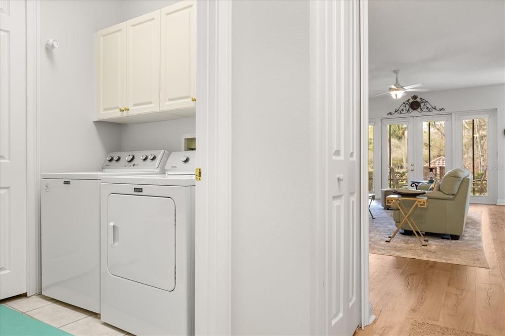 For Sale: $275,000 (2 beds, 2 baths, 1628 Square Feet)